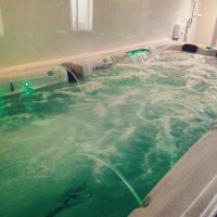 Family hot-tubbing at Giles Leisure Hydrotherapy Centre, Lewes (and a competition to WIN a private bubbly dip!)
